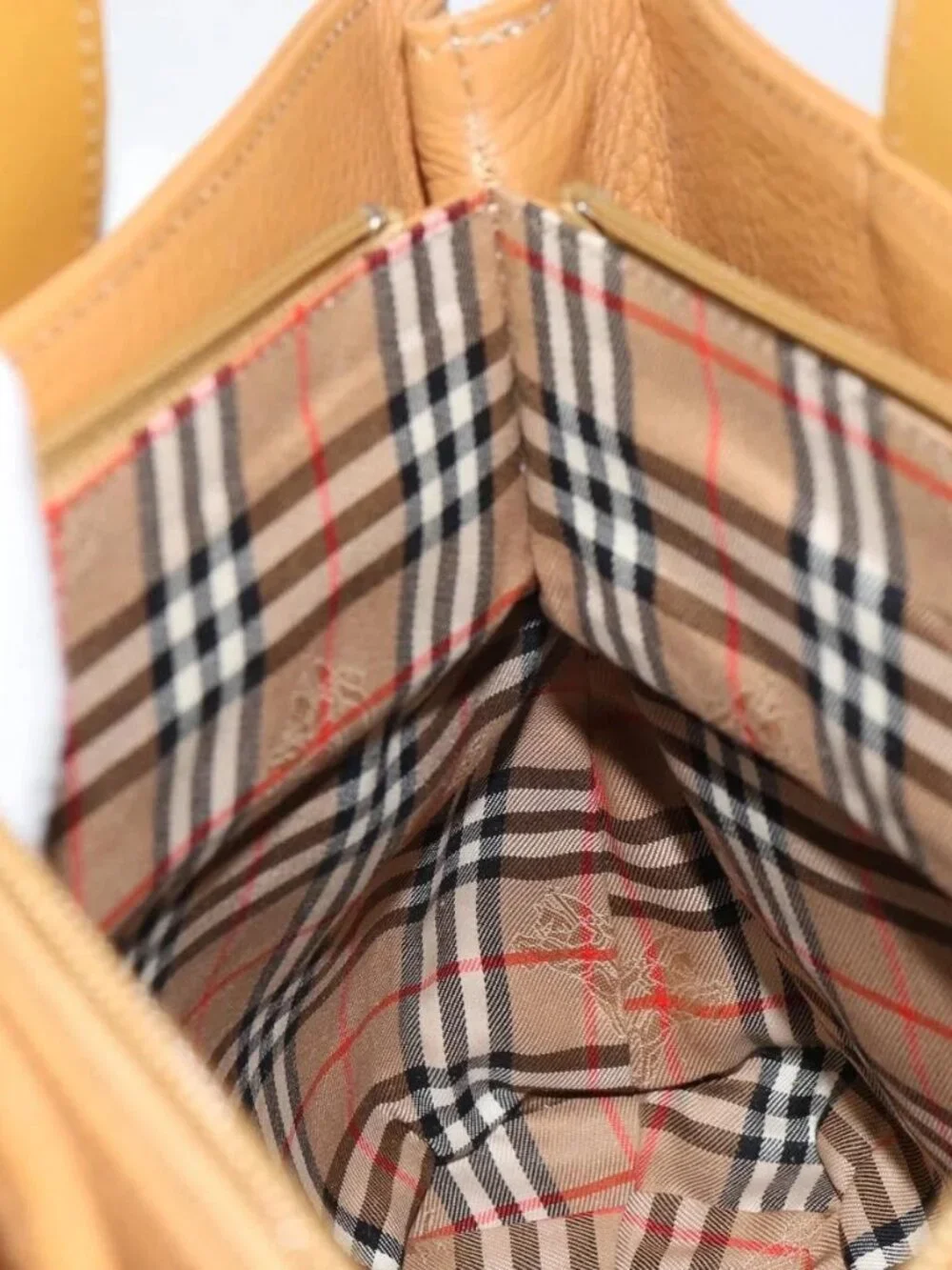 Burberrys Tote Bag Leather Beige Gold Auth 160726 - Picture 11 of 16